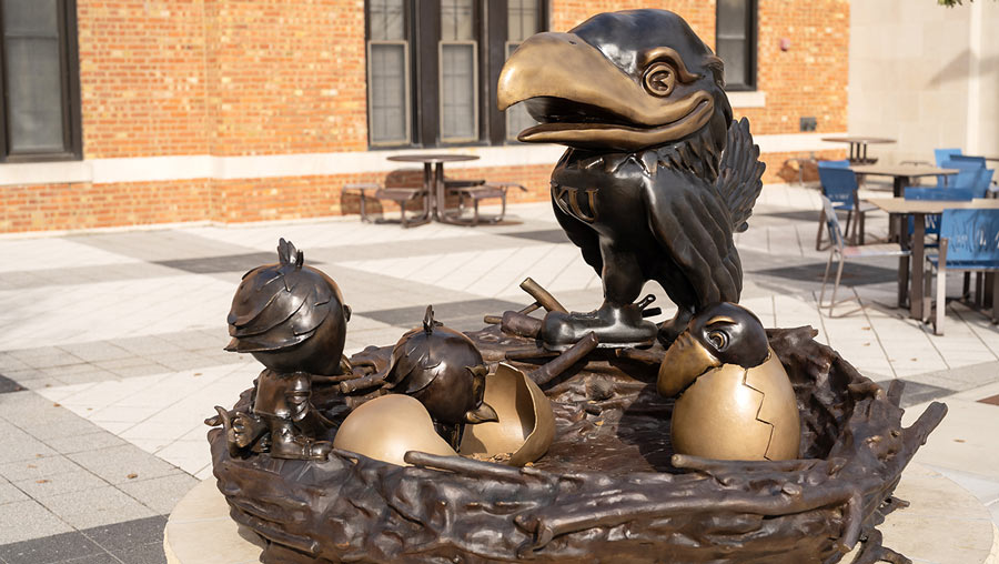 Jayhawk nest statue debuts on Ascher Plaza