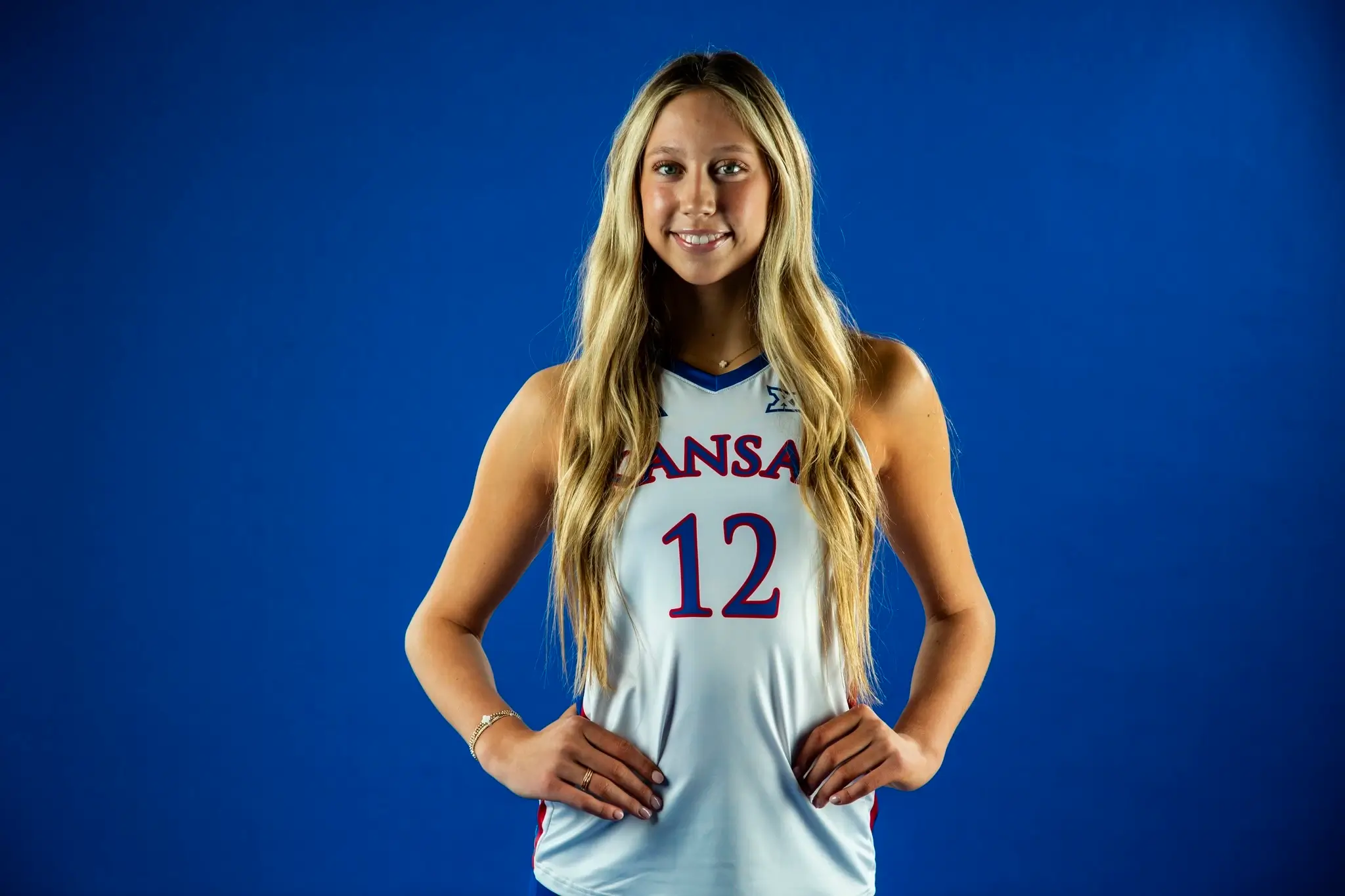 Taylor Stanley, Kim Stanley's daughter, in a KU Volleyball uniform